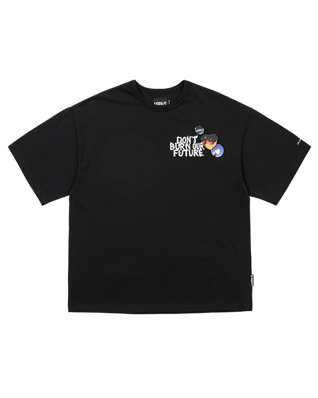 아조바이아조 (23 S/S RENEWAL) DBOF Back Logo T-shirt (BLACK)